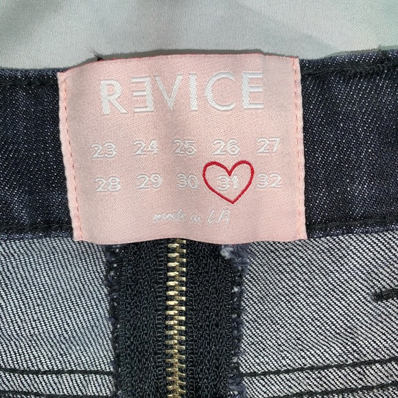 REVICE BLACK YING YANG CROP JEANS - Picture 4 of 9